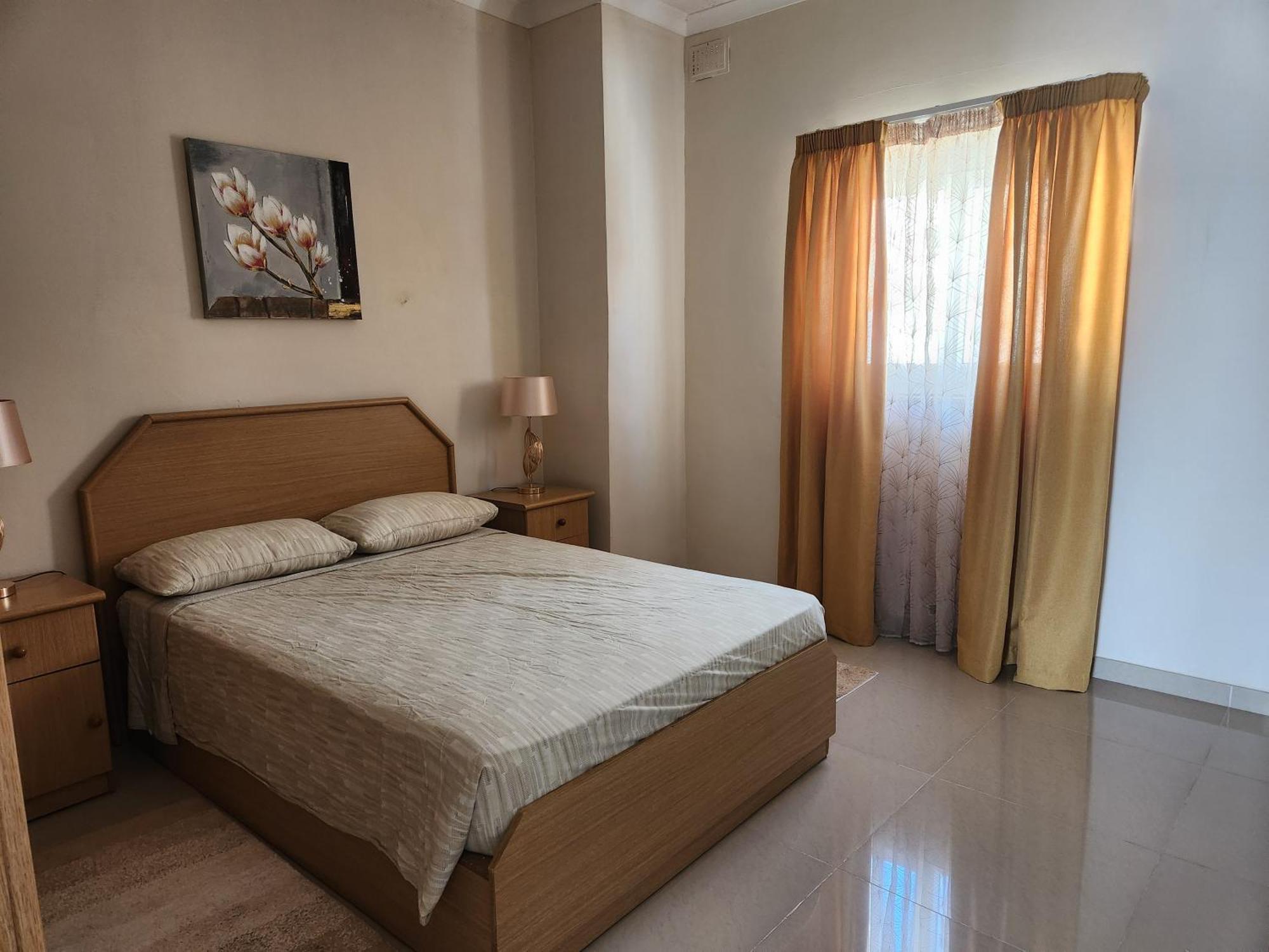 Riviera Holiday Apartments - Seafront - Wifi Marsaskala Room photo