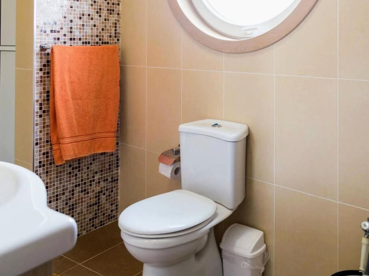 Riviera Holiday Apartments - Seafront - Wifi Marsaskala Room photo